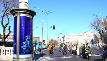 El Ayuntamiento de Madrid saca a concurso la gestión del mobiliario urbano