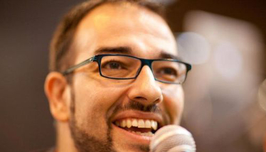 Luis Rodríguez, de R, ficha por Google Londres
