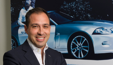 Jaguar Land Rover reorganiza su departamento de marketing