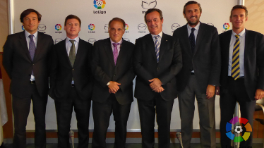 La Liga sella un acuerdo de colaboración con Mazda