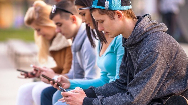 Los ‘millennials’ recuperan a Aristóteles y los cínicos, según un estudio de ZenithOptimedia