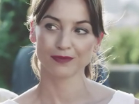 Leonor Watling protagoniza el primer trabajo de M&CSaatchi para Codorníu