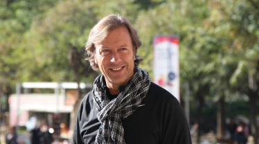 El presidente del FIAP, al frente del jurado de Publifestival