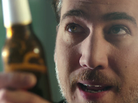 Mahou apela al sabor con historias reales