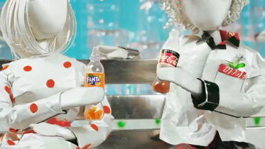 Coca-Cola llama a la sostenibilidad en su nueva campaña en Reino Unido
