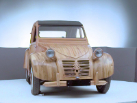 ¿Has visto alguna vez un ‘2 CV’ de madera?