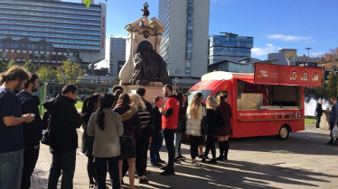 El Santander reparte ‘fish & chips’ contra el fraude