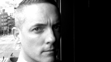 Versace ficha a un directivo de Burberry como director mundial de marketing