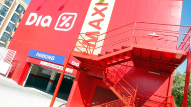 Initiative gana los medios de Grupo DIA