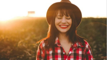 El consumo de productos de belleza, moda y ocio, según género y edad